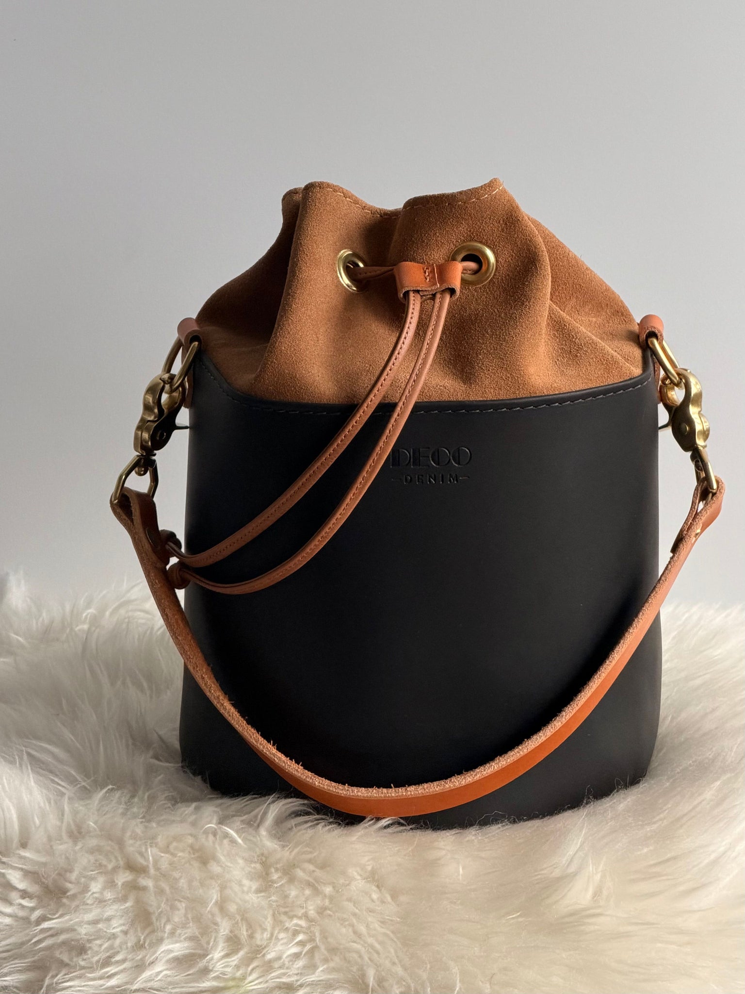 Cylinder Bucket —  Raven Black Leather x Tan Suede