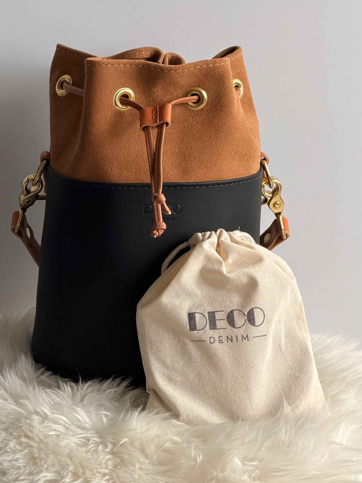 Cylinder Bucket —  Raven Black Leather x Tan Suede