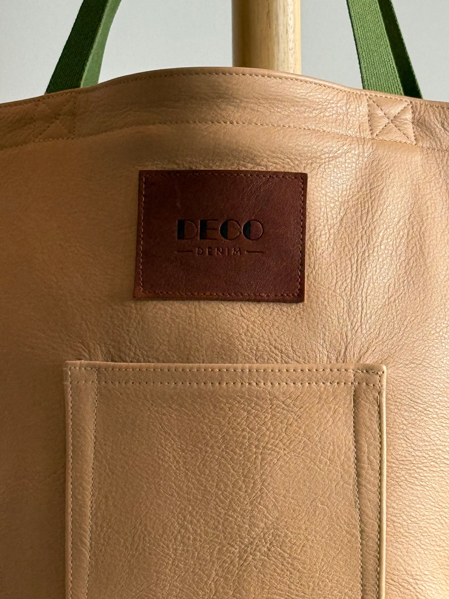 Deco Denim British Tan Luxe Leather Tote Bag